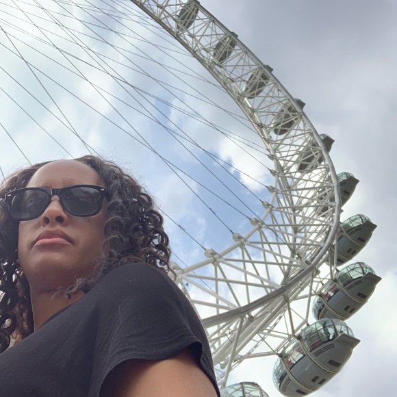 Meet your Posher, Lass (Copy) - Picture 3 of 12